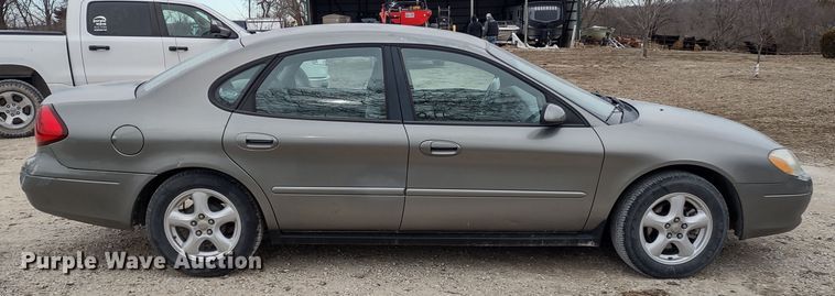image for item MD9306 2003 Ford Taurus