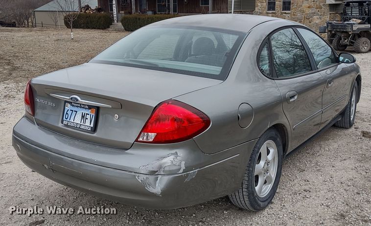 image for item MD9306 2003 Ford Taurus