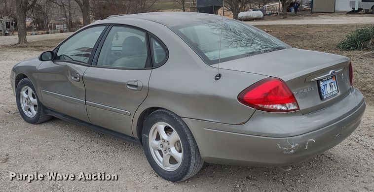 image for item MD9306 2003 Ford Taurus