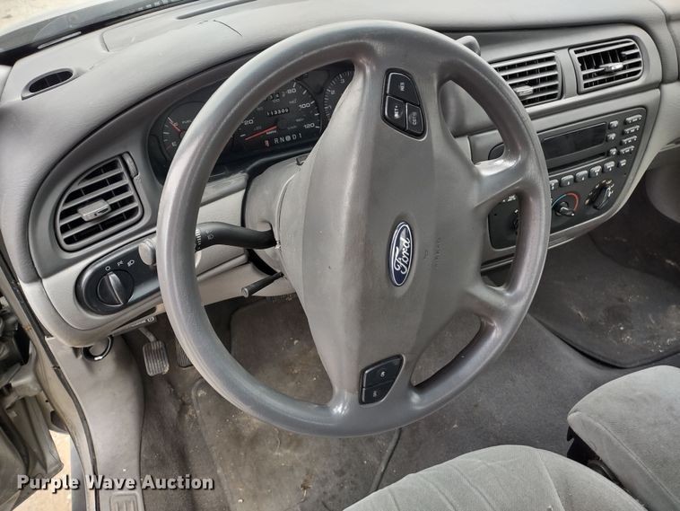 image for item MD9306 2003 Ford Taurus