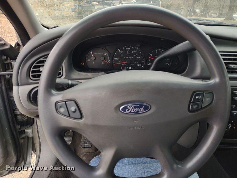 image for item MD9306 2003 Ford Taurus