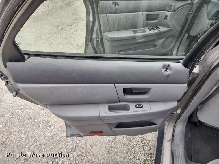 image for item MD9306 2003 Ford Taurus