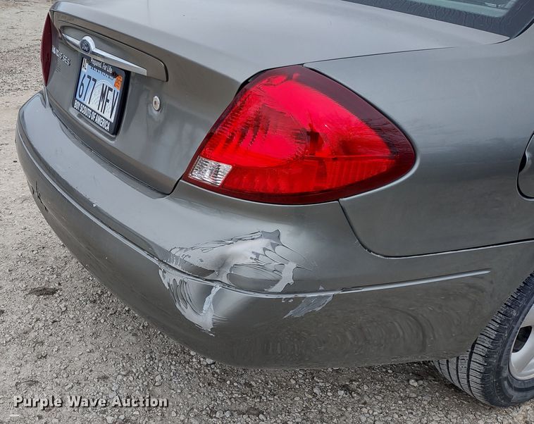 image for item MD9306 2003 Ford Taurus