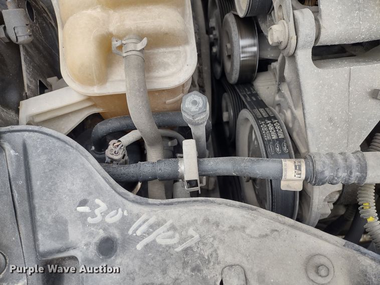 image for item MD9306 2003 Ford Taurus