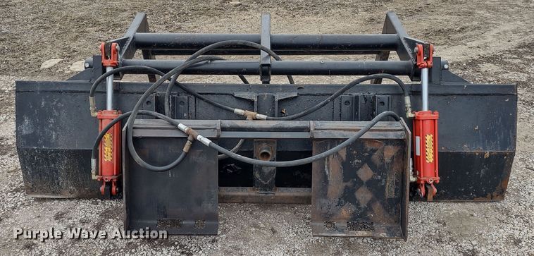 image for item MD9307 Dymax 210D5  skid steer grapple bucket