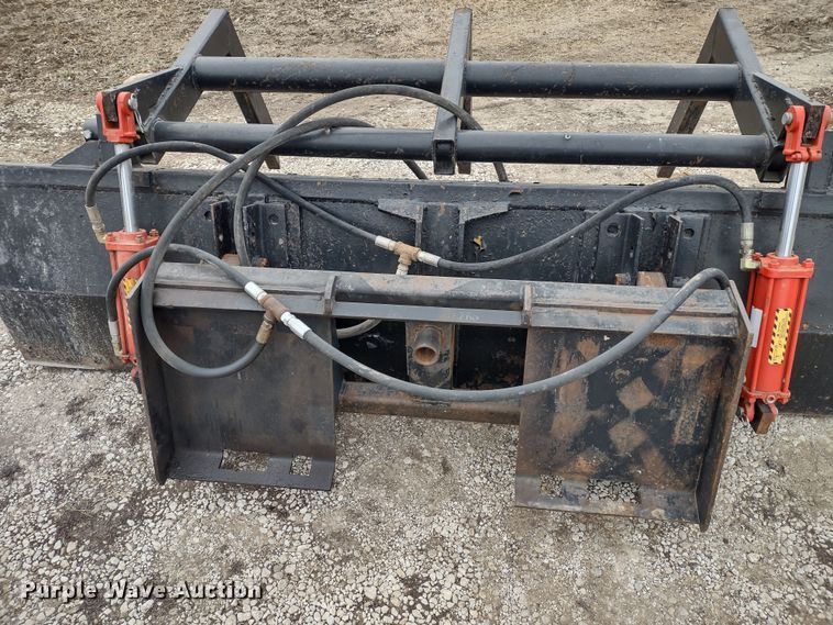 image for item MD9307 Dymax 210D5  skid steer grapple bucket