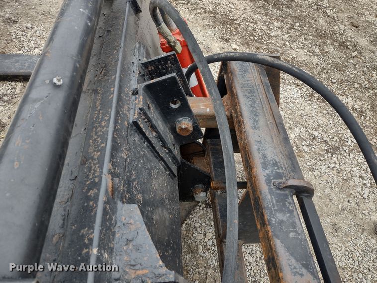 image for item MD9307 Dymax 210D5  skid steer grapple bucket