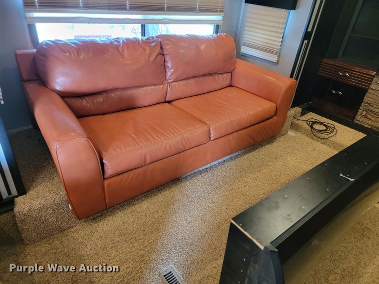 image for item ME9755 2013 Jayco Pinnacle  camper