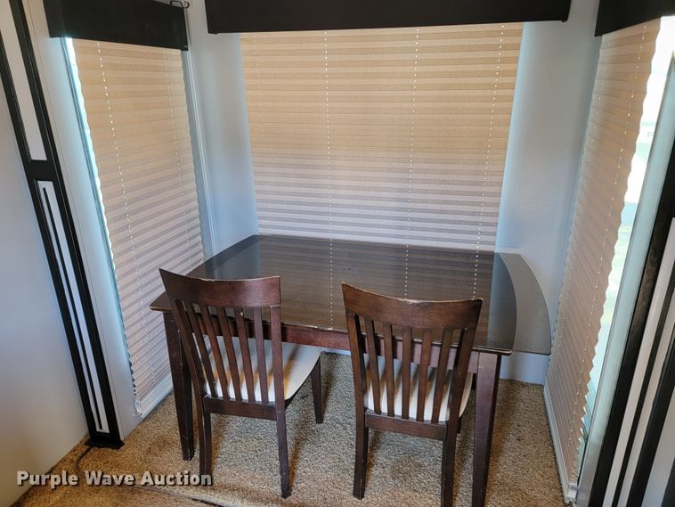 image for item ME9755 2013 Jayco Pinnacle  camper