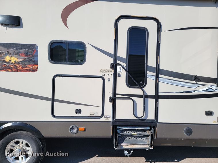 image for item ME9755 2013 Jayco Pinnacle  camper