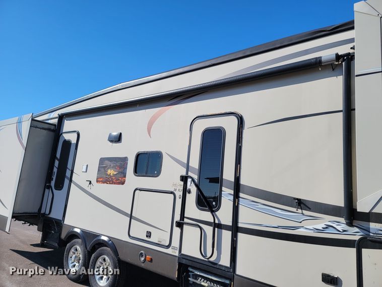 image for item ME9755 2013 Jayco Pinnacle  camper