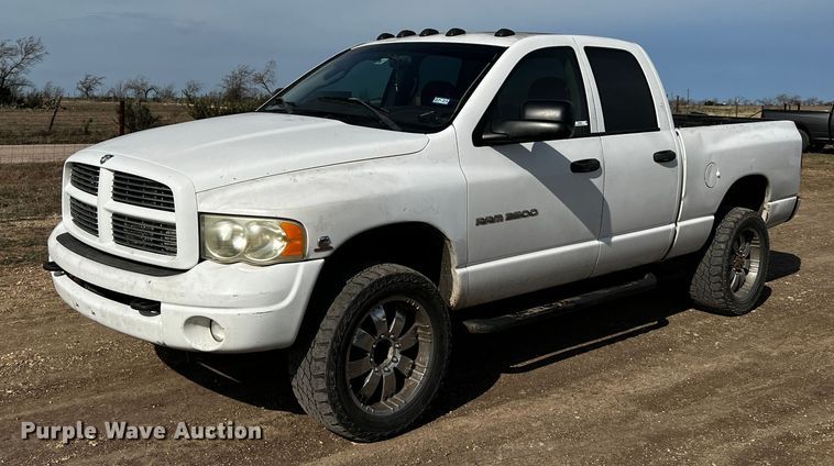 image for item MF9803 2003 Dodge Ram 3500  Quad Cab pickup truck