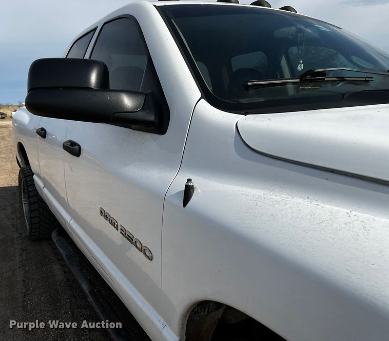 image for item MF9803 2003 Dodge Ram 3500  Quad Cab pickup truck