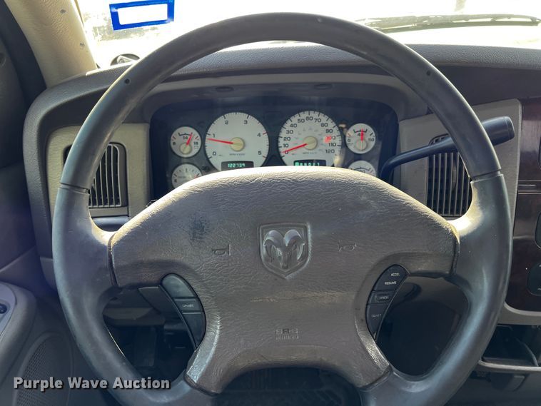 image for item MF9803 2003 Dodge Ram 3500  Quad Cab pickup truck