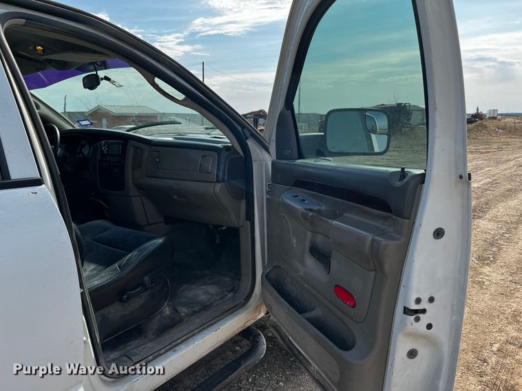 image for item MF9803 2003 Dodge Ram 3500  Quad Cab pickup truck