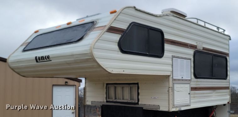 image for item MH9750 1983 Lance 1000  camper