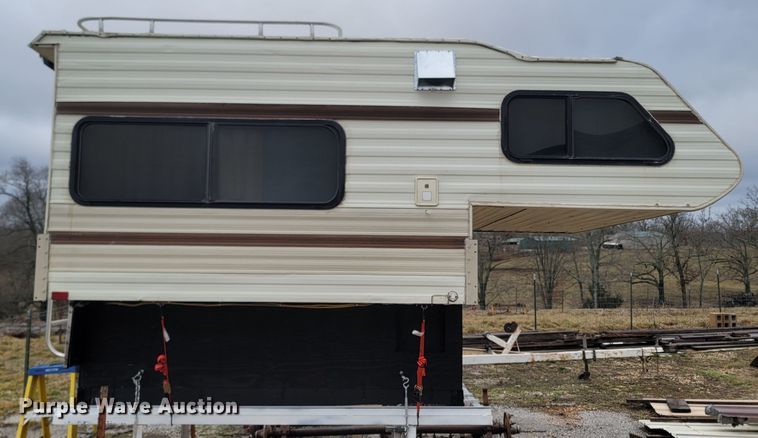 image for item MH9750 1983 Lance 1000  camper