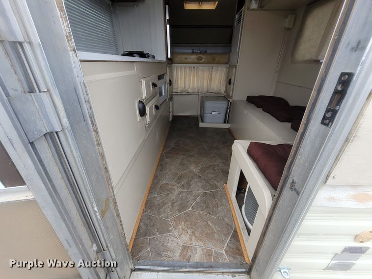 image for item MH9750 1983 Lance 1000  camper