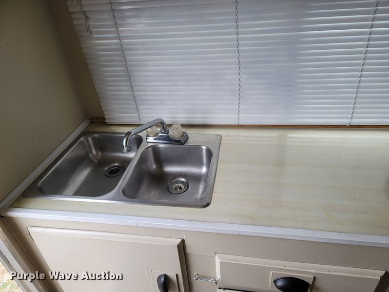 image for item MH9750 1983 Lance 1000  camper