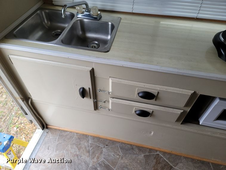 image for item MH9750 1983 Lance 1000  camper