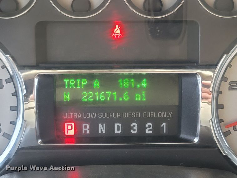 image for item MH9764 2008 Ford F350 Super Duty  Crew Cab pickup truck