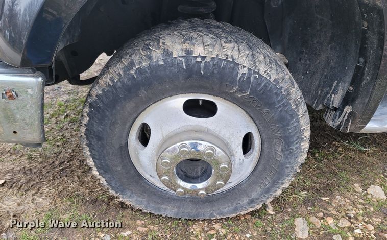 image for item MH9764 2008 Ford F350 Super Duty  Crew Cab pickup truck