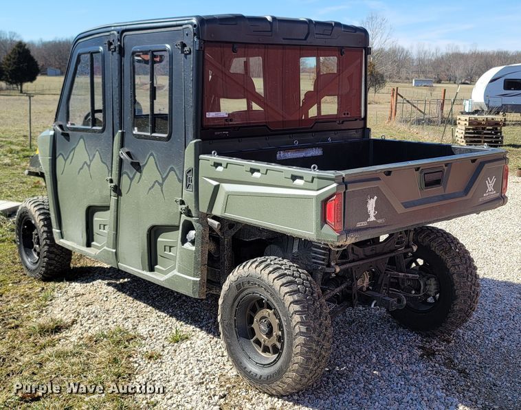 image for item MH9771 2014 Polaris Ranger 900XP Crew  utility vehicle