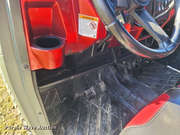 image for item MH9771 2014 Polaris Ranger 900XP Crew  utility vehicle