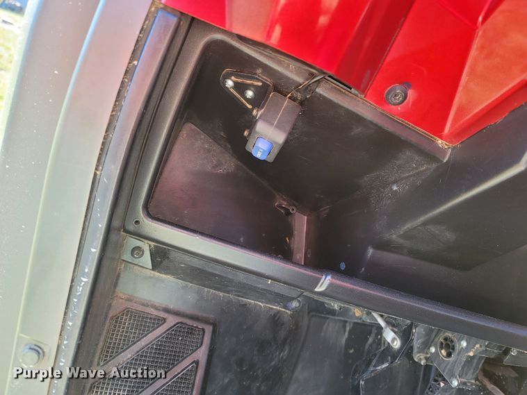 image for item MH9771 2014 Polaris Ranger 900XP Crew  utility vehicle