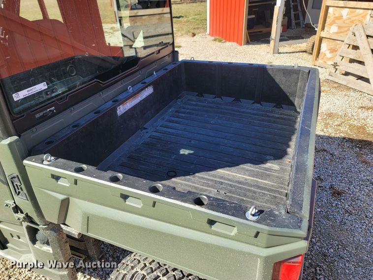 image for item MH9771 2014 Polaris Ranger 900XP Crew  utility vehicle