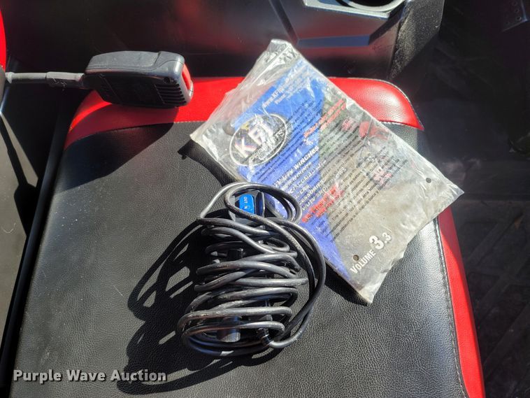 image for item MH9771 2014 Polaris Ranger 900XP Crew  utility vehicle