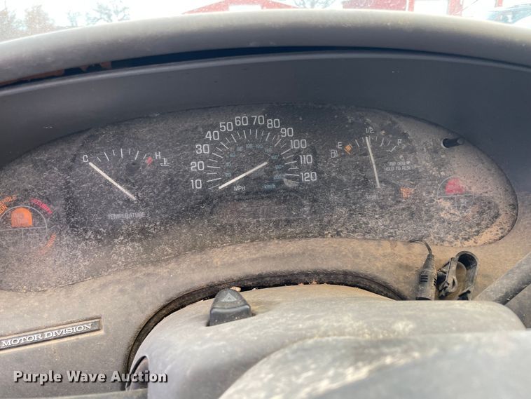 image for item MI9607 2002 Buick Century