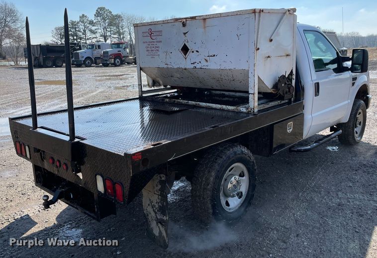 image for item MI9781 2008 Ford F250 Super Duty  bale bed pickup truck