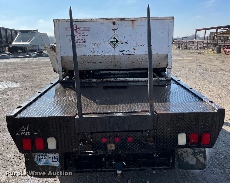 image for item MI9781 2008 Ford F250 Super Duty  bale bed pickup truck