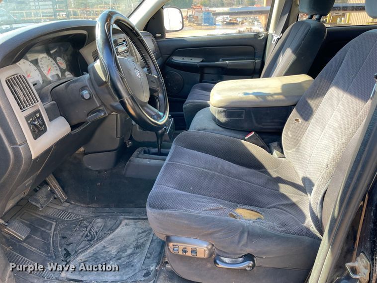 image for item MI9787 2004 Dodge Ram 1500  Quad Cab pickup truck