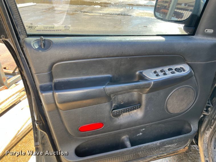 image for item MI9787 2004 Dodge Ram 1500  Quad Cab pickup truck