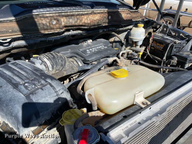 image for item MI9787 2004 Dodge Ram 1500  Quad Cab pickup truck