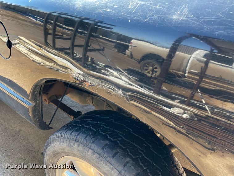 image for item MI9787 2004 Dodge Ram 1500  Quad Cab pickup truck