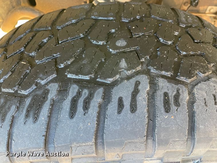 image for item MI9787 2004 Dodge Ram 1500  Quad Cab pickup truck