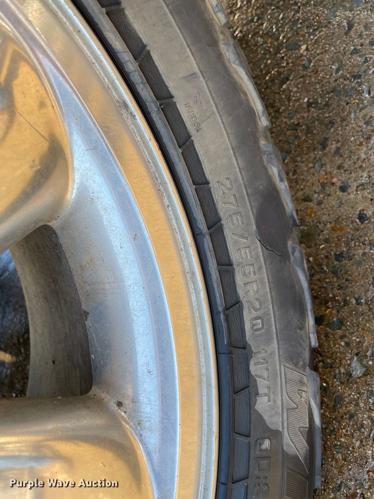 image for item MI9787 2004 Dodge Ram 1500  Quad Cab pickup truck