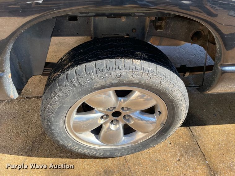 image for item MI9787 2004 Dodge Ram 1500  Quad Cab pickup truck