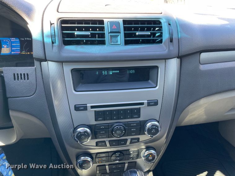 image for item MI9789 2012 Ford Fusion Hybrid