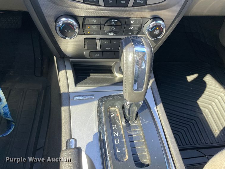 image for item MI9789 2012 Ford Fusion Hybrid