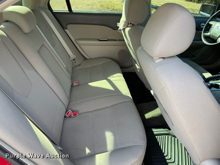 image for item MI9789 2012 Ford Fusion Hybrid