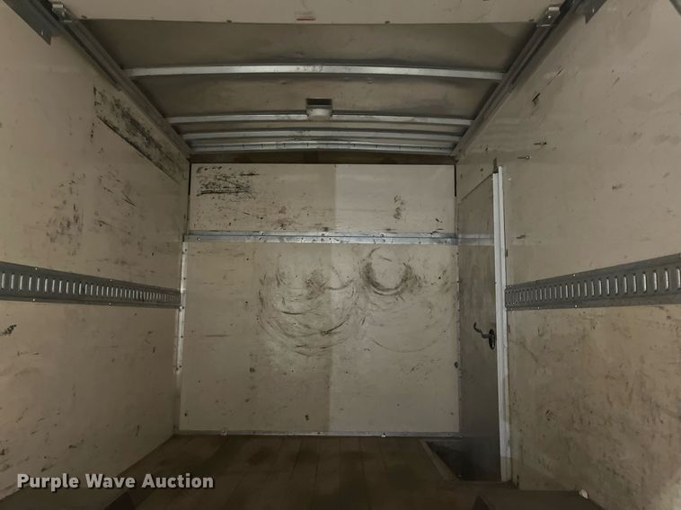 image for item ML9828 2011 Ford E-350 Super Duty  box truck