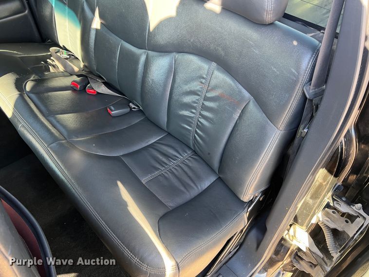 image for item MM9068 2001 Chevrolet Silverado 1500 LT  Ext. Cab pickup truck