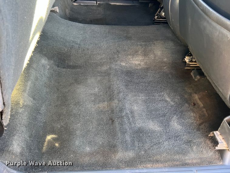 image for item MM9068 2001 Chevrolet Silverado 1500 LT  Ext. Cab pickup truck