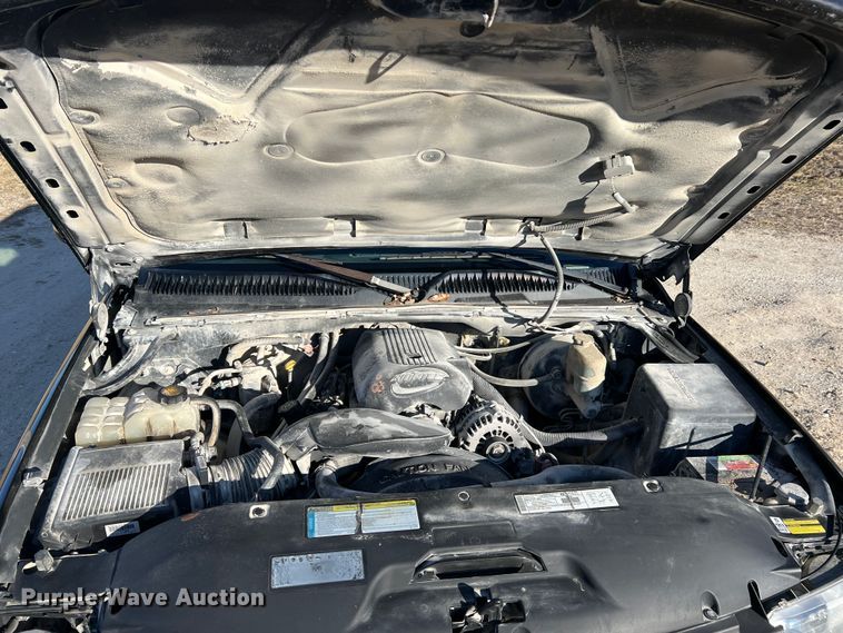 image for item MM9068 2001 Chevrolet Silverado 1500 LT  Ext. Cab pickup truck