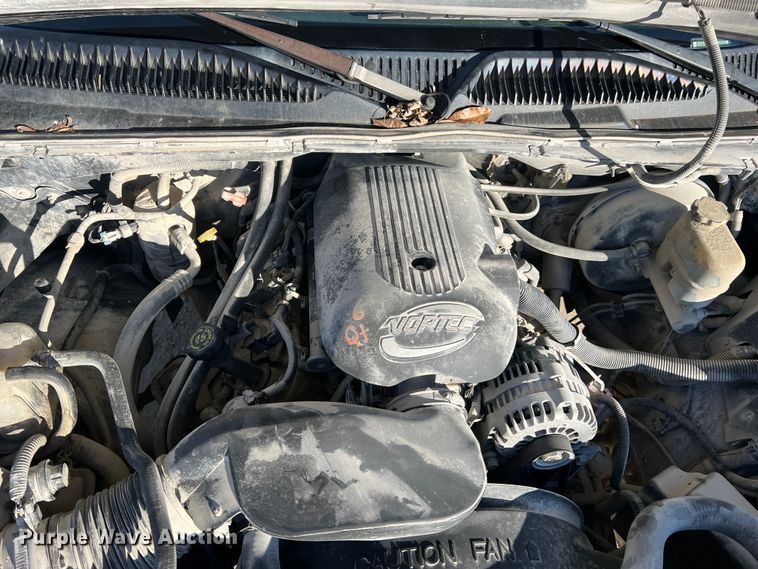 image for item MM9068 2001 Chevrolet Silverado 1500 LT  Ext. Cab pickup truck