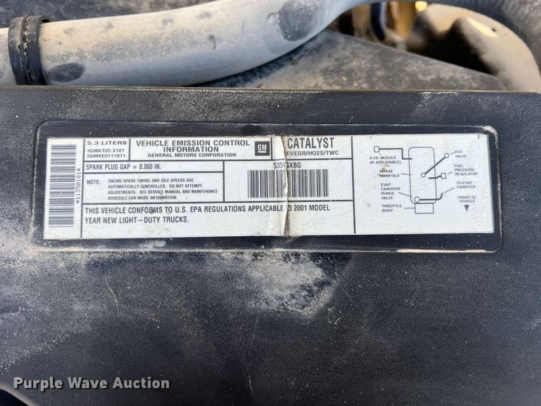 image for item MM9068 2001 Chevrolet Silverado 1500 LT  Ext. Cab pickup truck